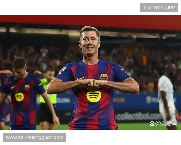 西甲争冠白热化 巴萨紧追皇马步伐 西甲争冠白热化 巴萨紧追皇马步伐